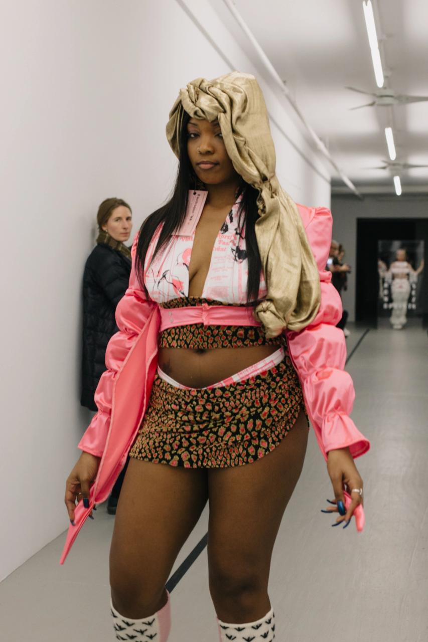 Collection 006 - SEZX look