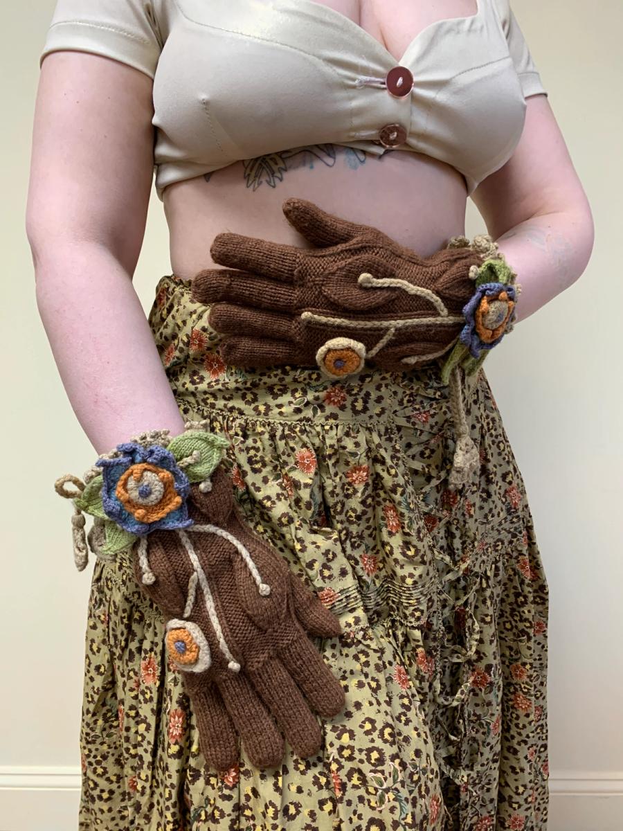 90s Vivienne Westwood 'On Liberty' Knit Gloves product image