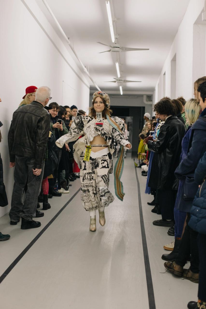 Collection 006 - SEZX look