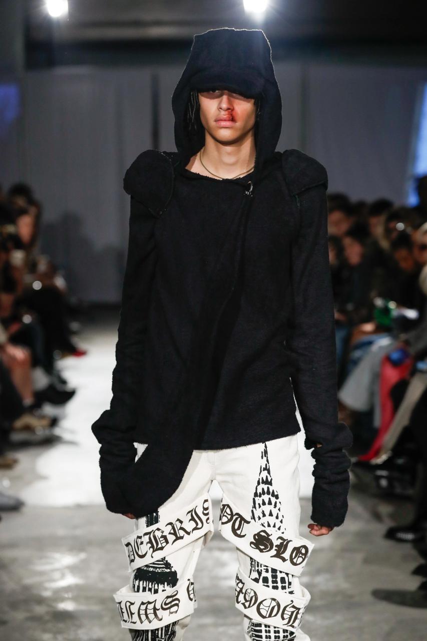 Collection 007 - ENFER look