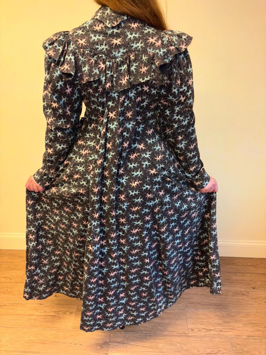 1800s Vermicular Print Vibrant Wrapper product image