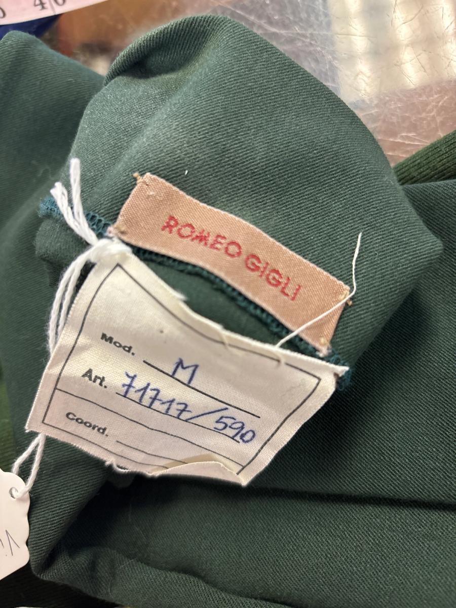 90s Romeo Gigli Green Scrunched Gloves product image