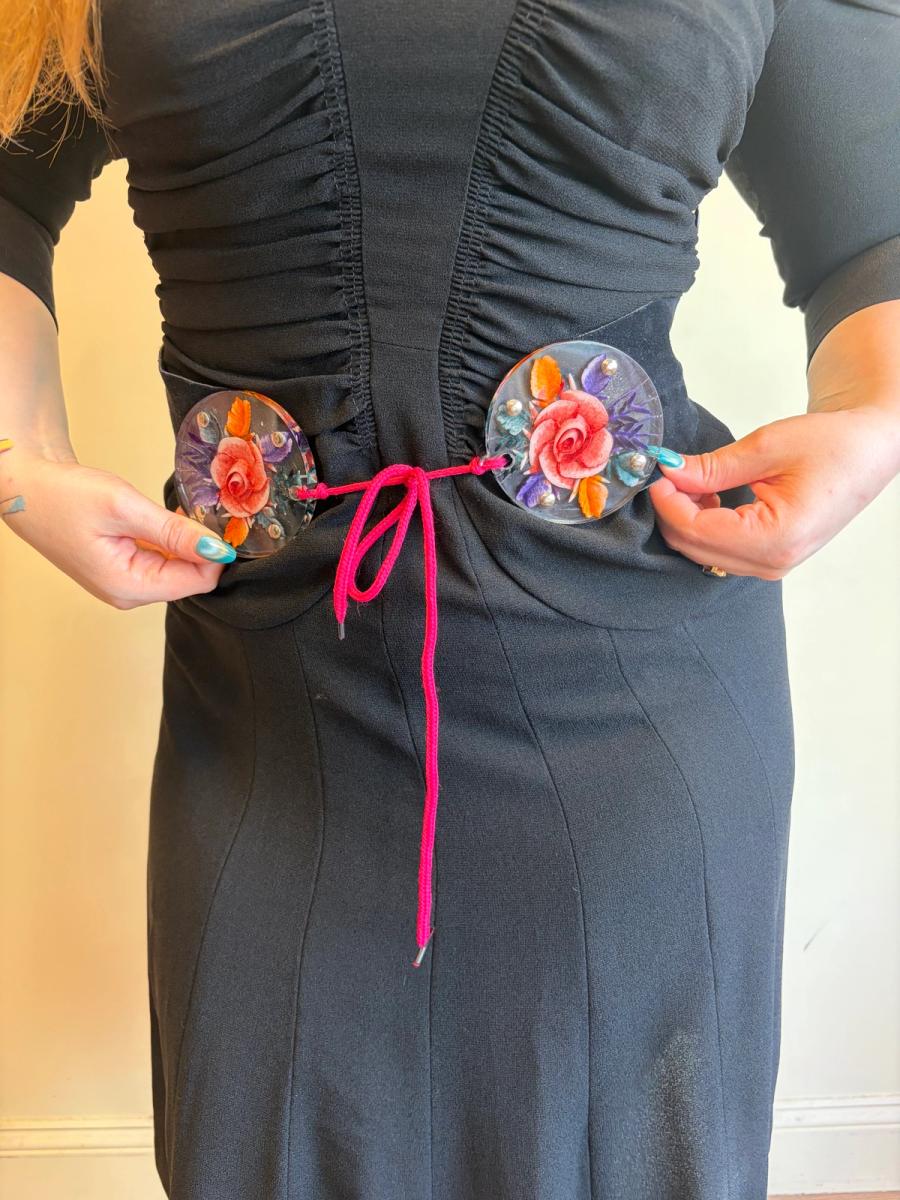 80s Reverse Carved Lucite Flower Belt product image