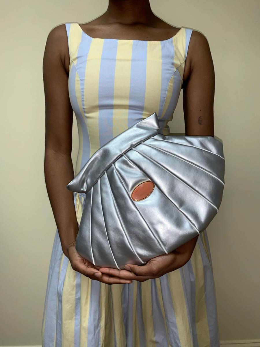 Theatre Products Clam Shell Purse product image