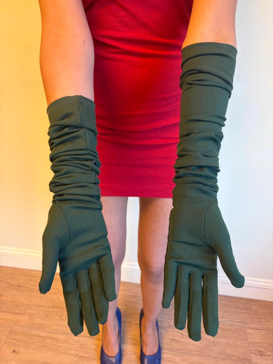 90s Romeo Gigli Green Scrunched Gloves product image