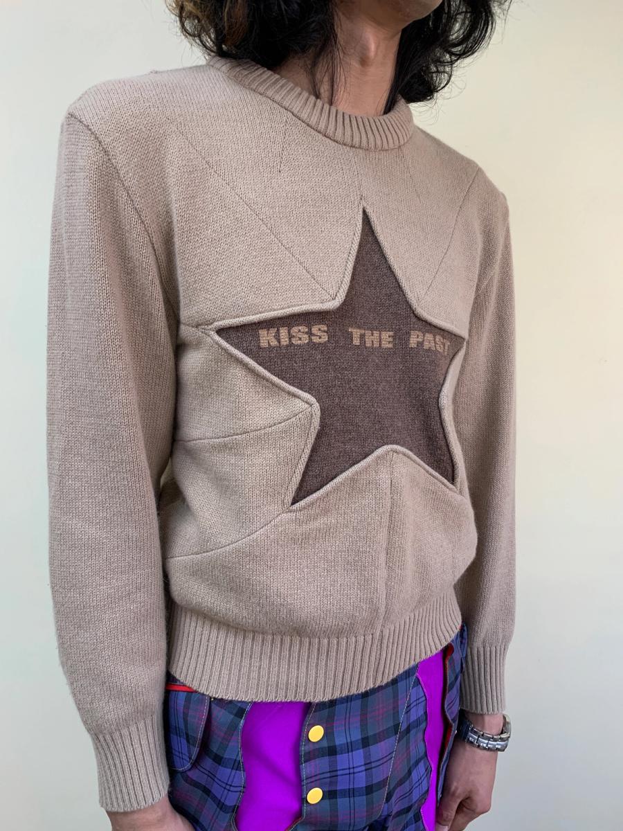 20471120 'Kiss the Past' Star Design Sweater product image