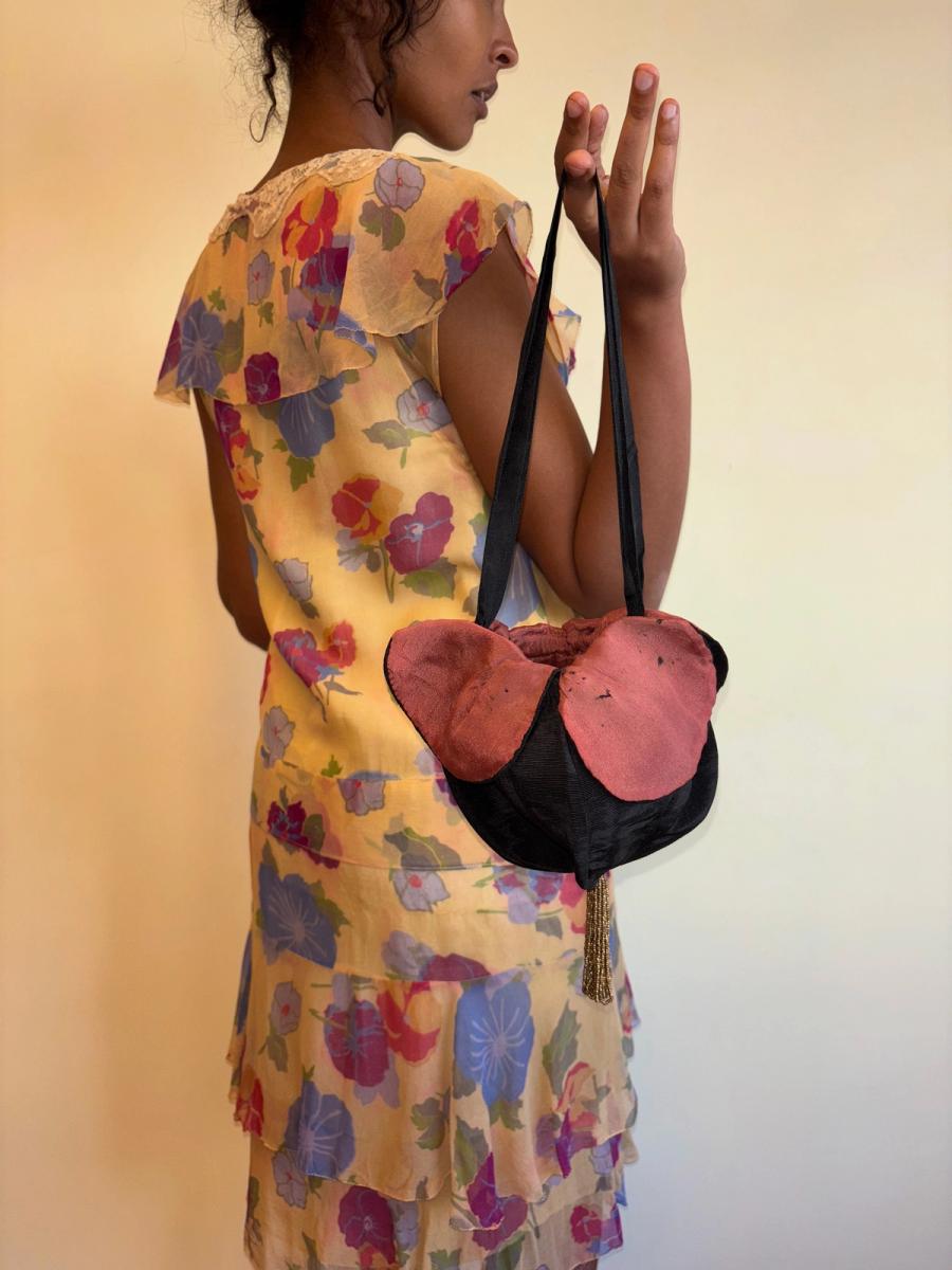 1890s or 1900s Flower Petal Purse product image