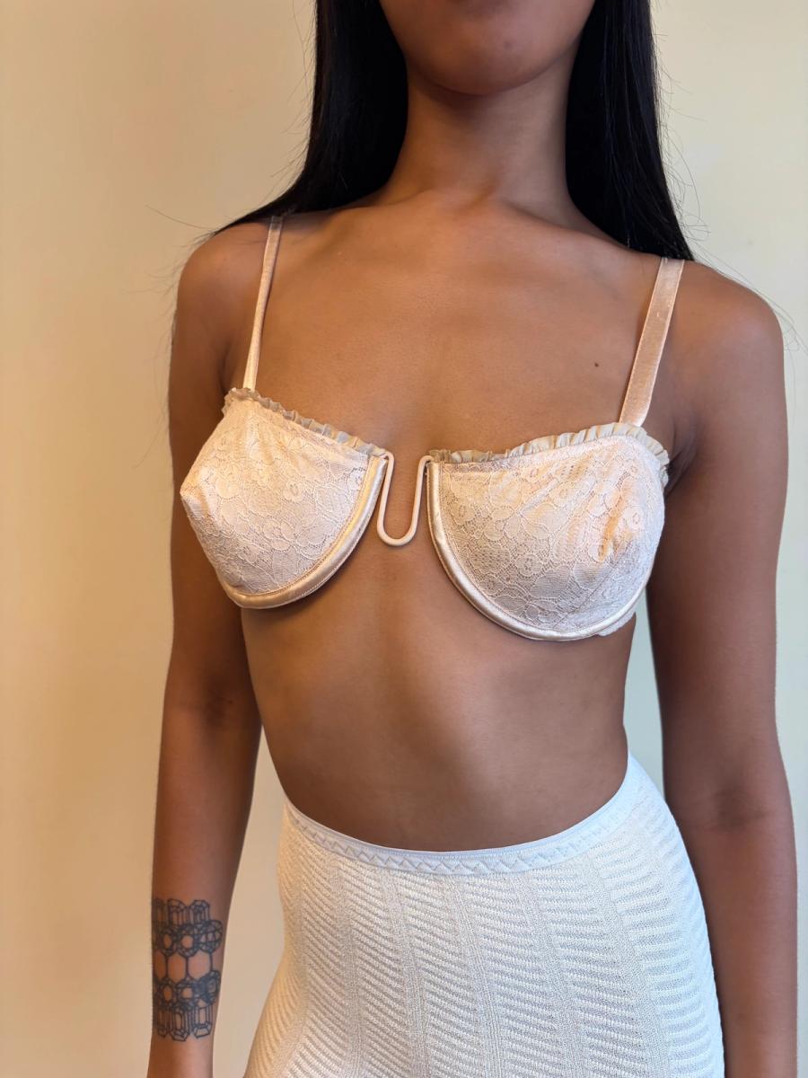 1950s French Pink Lace U Wire Bra product image