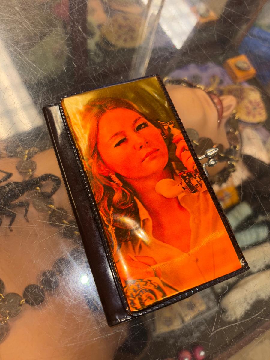 70s Lenticular Winking Woman Wallet product image