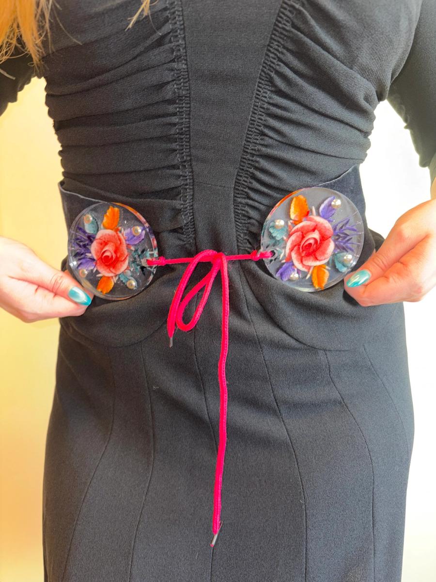 80s Reverse Carved Lucite Flower Belt product image