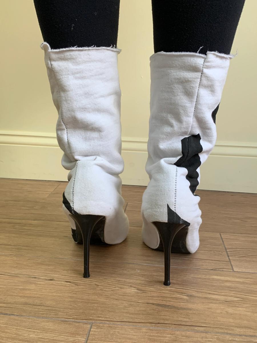 'Enfer' Runway Sample Slouchy Heels in White product image