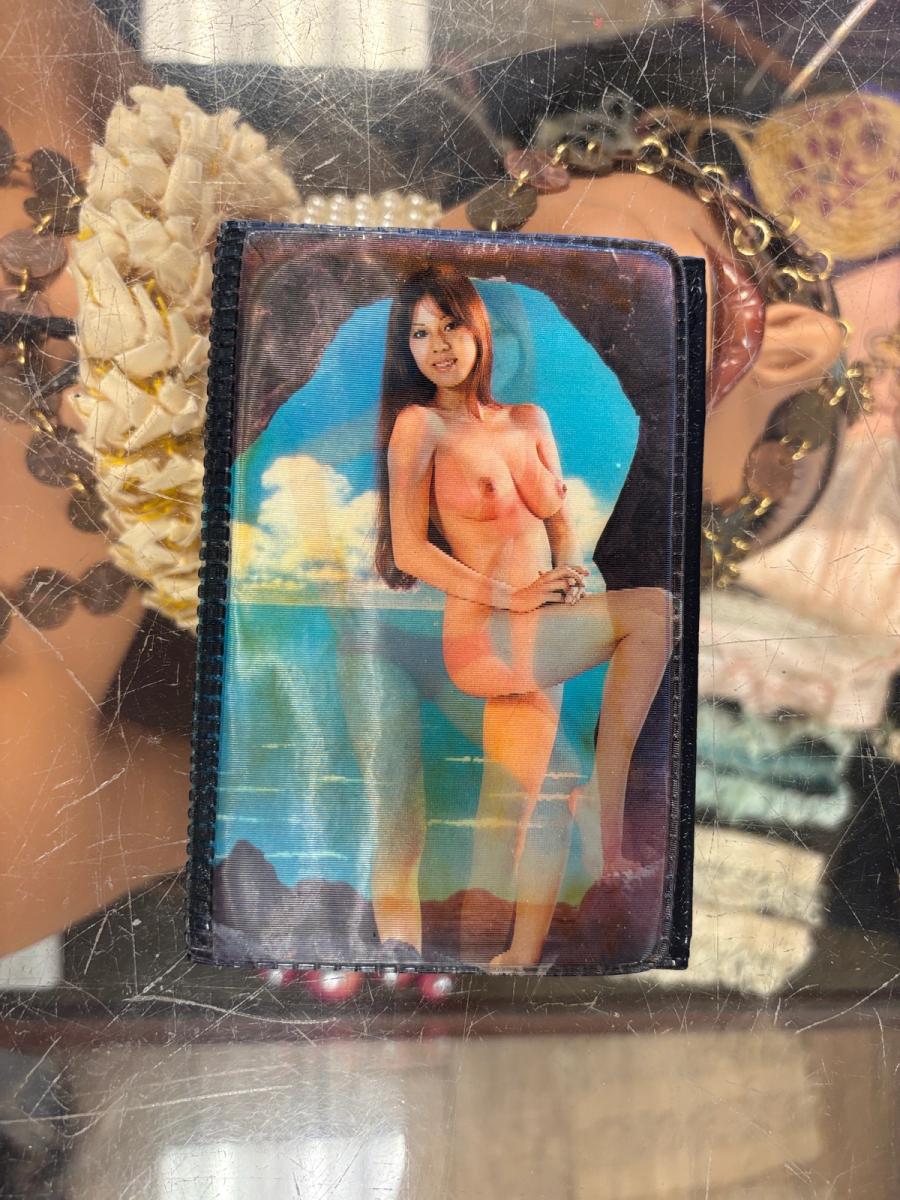 Vintage Lenticular Bikini Girl Wallet product image