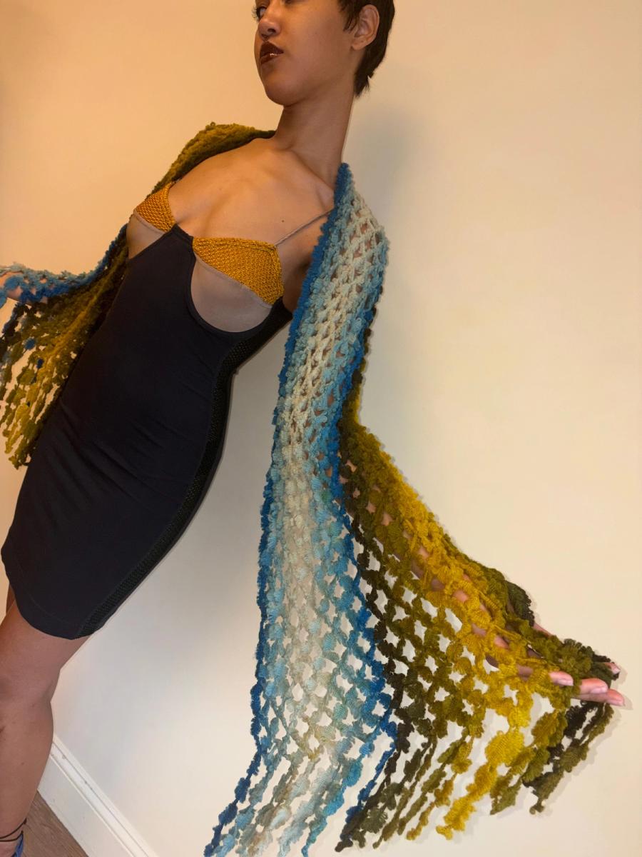 Victorian Blue Green Ombré Knit Scarf  product image