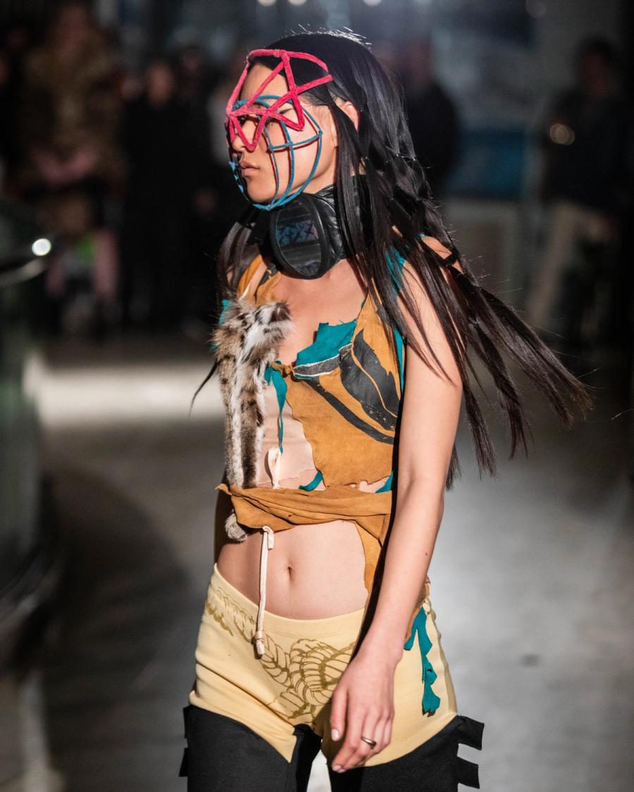 Collection 009 - DEAD CURRENCY look