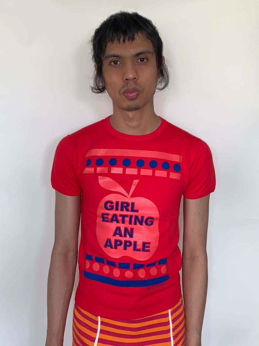 Antoni & Alison 'Girl Eating An Apple' Tee 