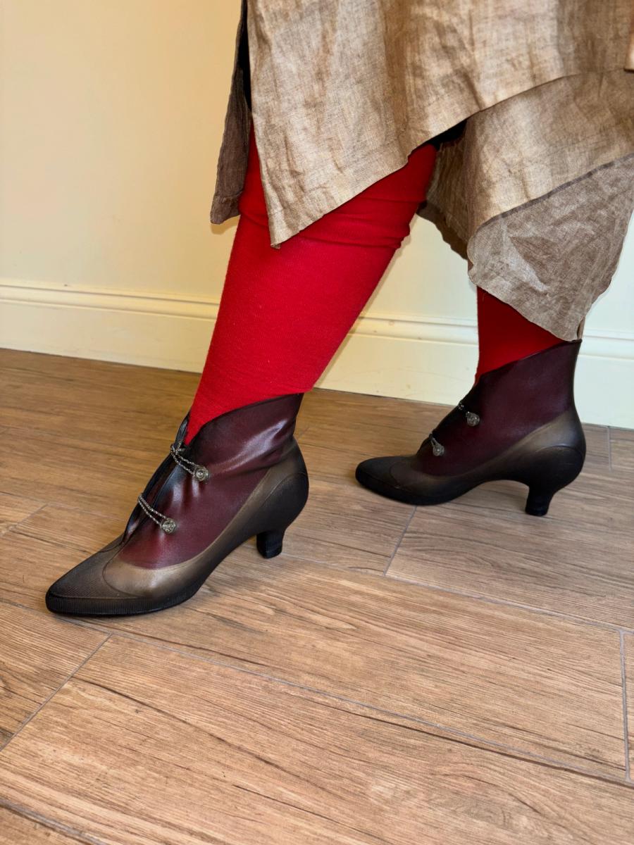 1950s Rubber Rain Heel Covers product image