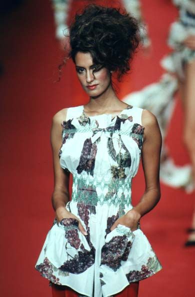 Vivienne Westwood S/S 1997 'Vive la Bagatelle' Smocked Peach Dress product image