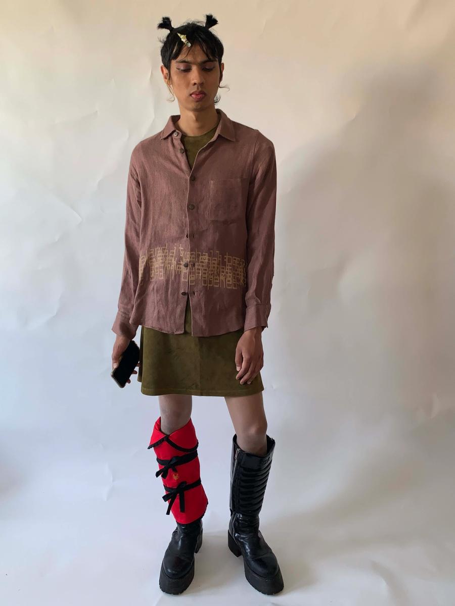 Beauty: Beast Digital Text Linen Button Down product image