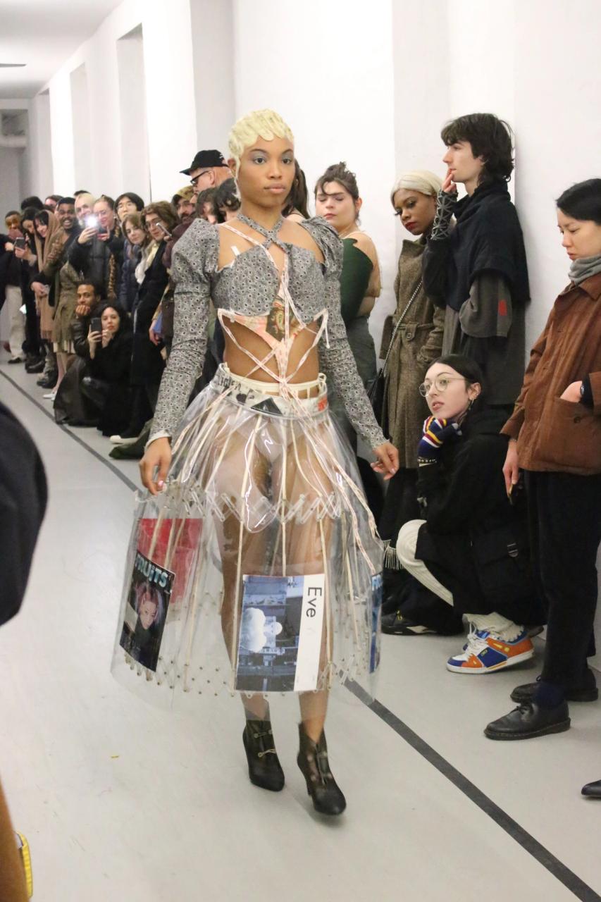 Collection 006 - SEZX look