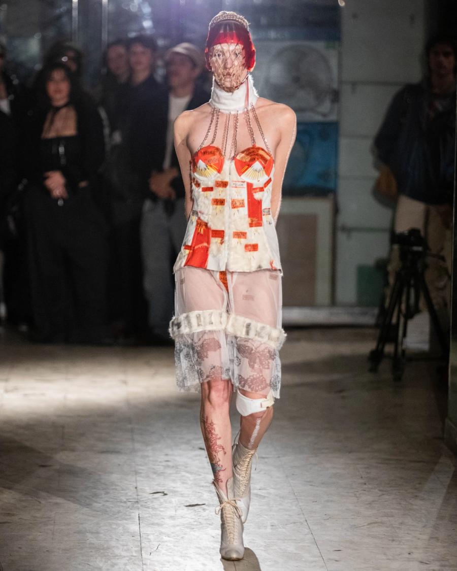 Collection 009 - DEAD CURRENCY look