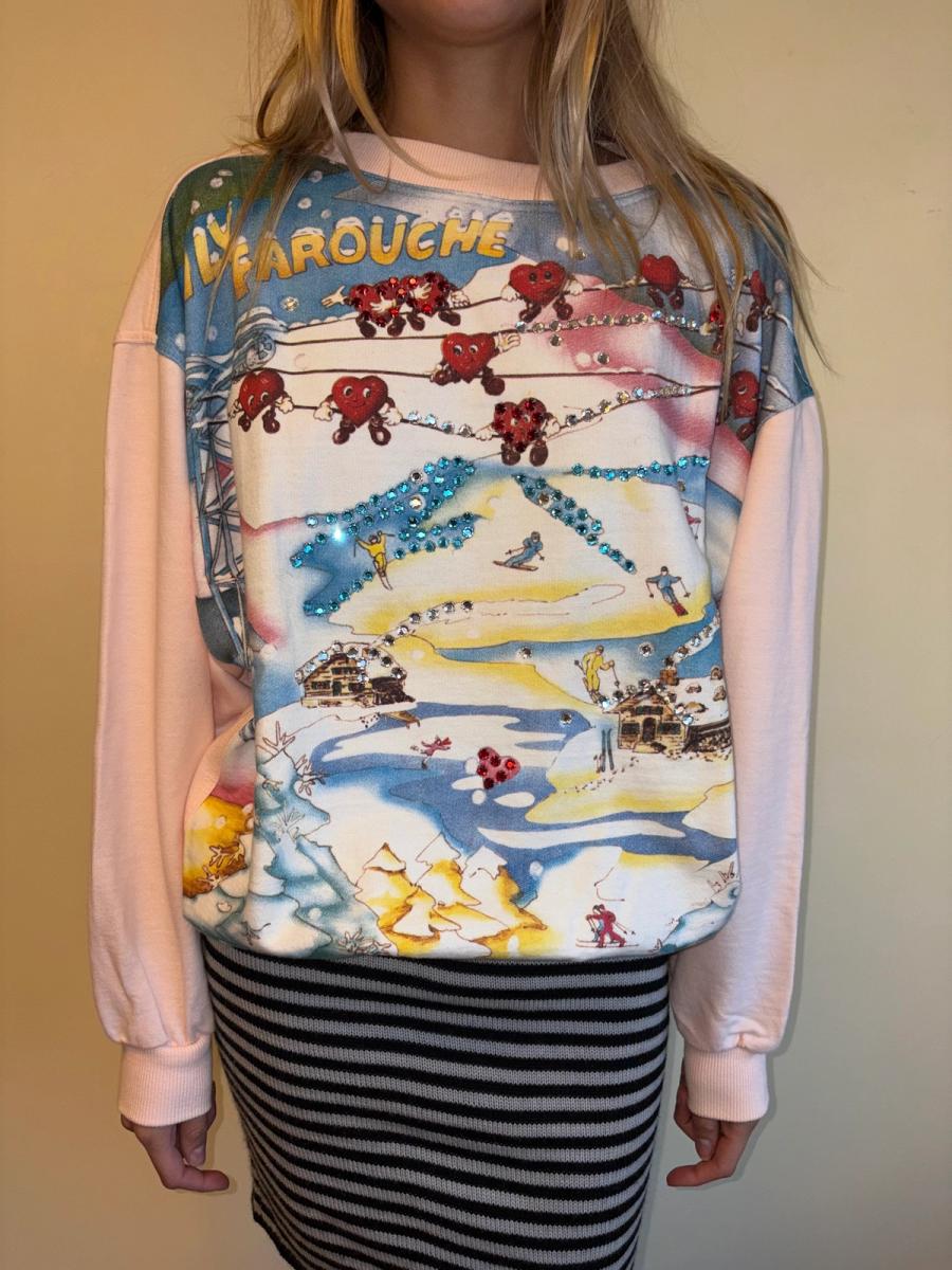 80s Lily Farouche Ski Slopes with Hearts Sweatshirt product image