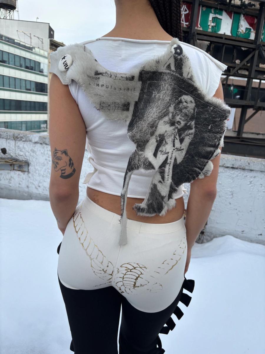 NANA Detachable Fur Tee 1  product image