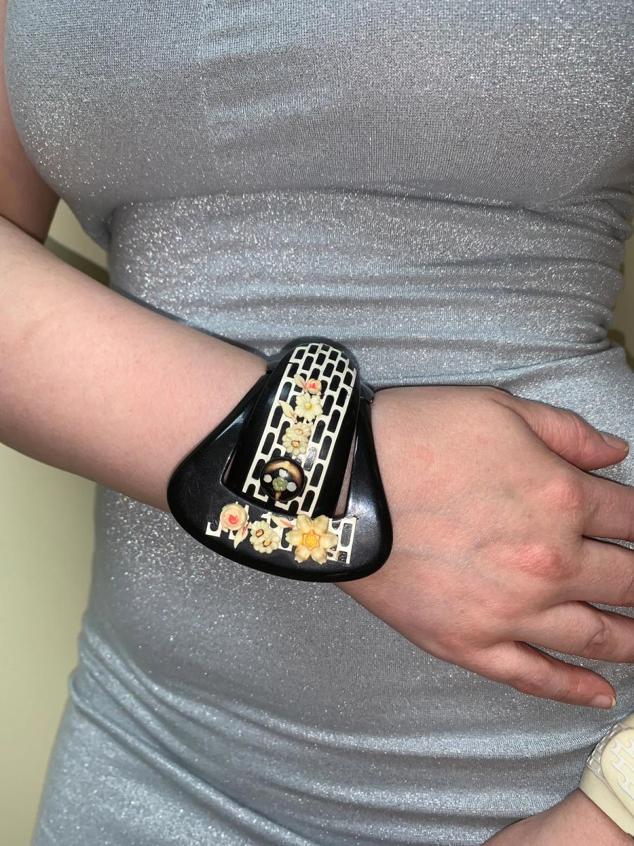 20s/30s Celluloid Buckle Bangle Set product image