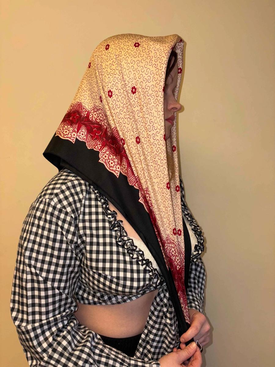 Chantal Thomass Silk Shawl With Tromp L'oeil Lace Print product image