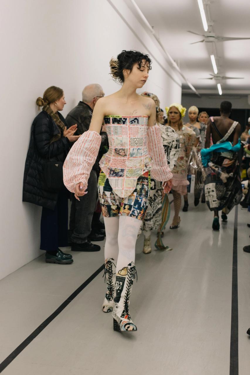 Collection 006 - SEZX look