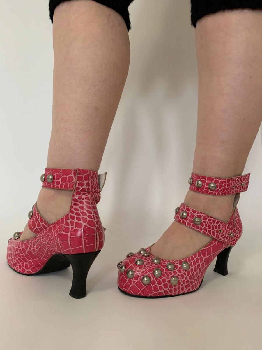 Nozomi Ishiguro Studded Pumps product image