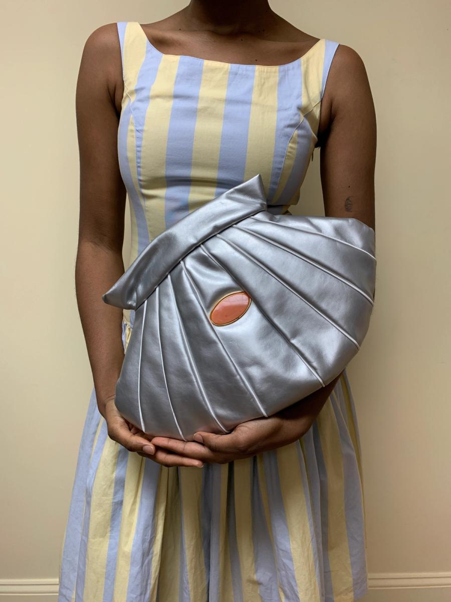 Theatre Products Clam Shell Purse
