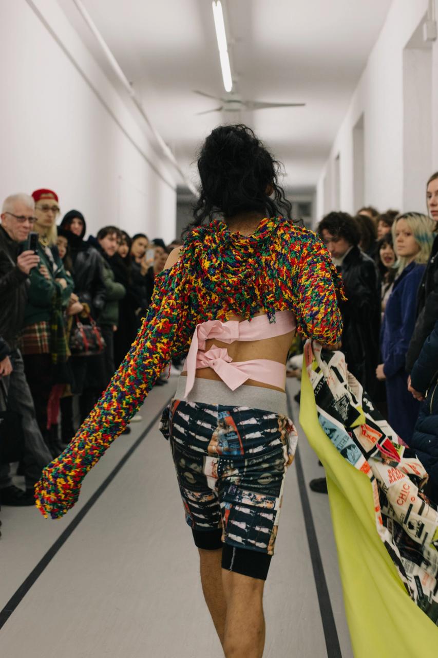 Collection 006 - SEZX look