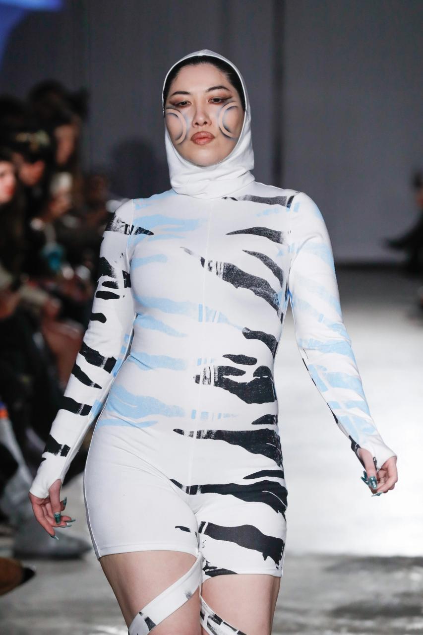 Collection 007 - ENFER look