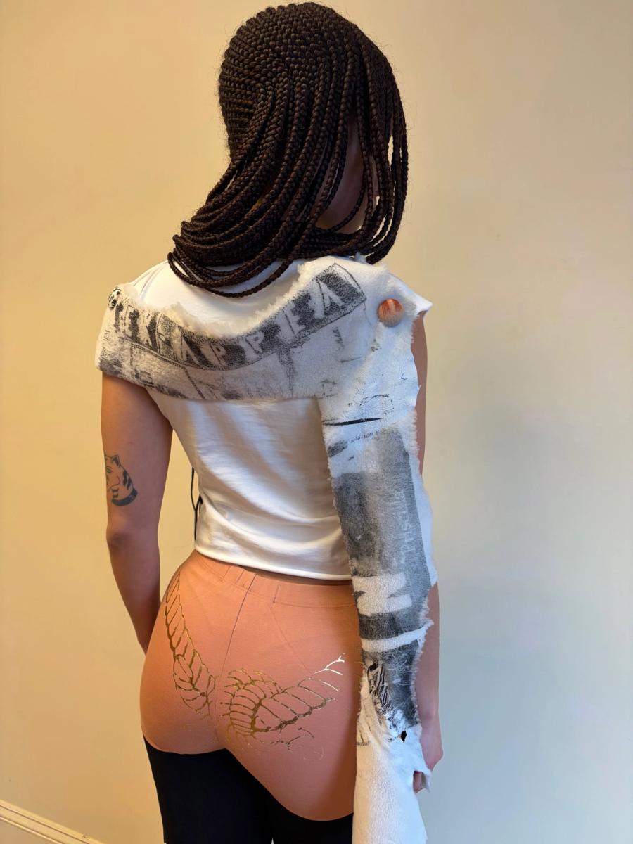 NANA Detachable Fur Tee 2 product image