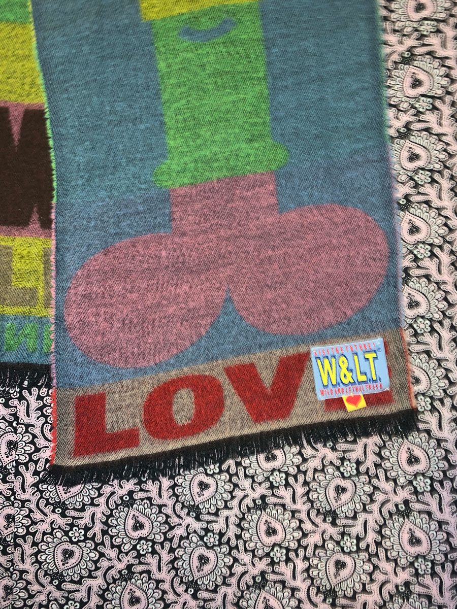 W< "True Love" Penis Scarf product image