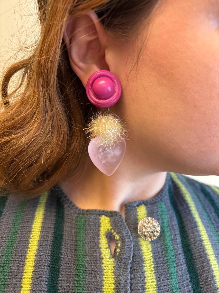80s Oversized Heart Earrings product image
