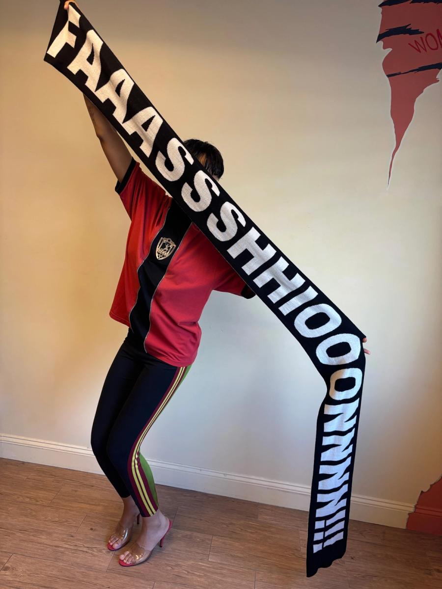 Jeremy Scott Faaassshhiooonnnn!!! Scarf product image
