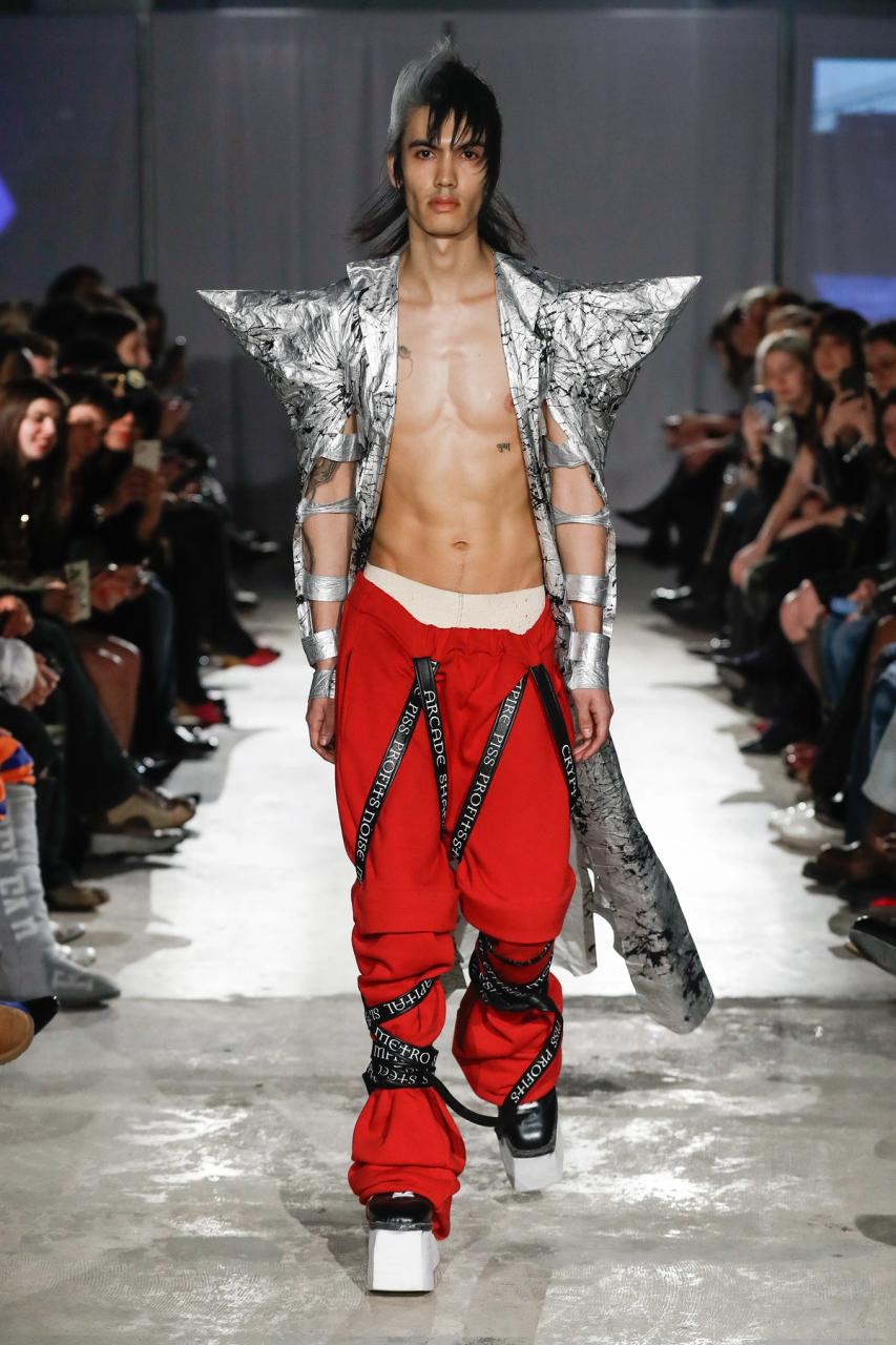 Collection 007 - ENFER look