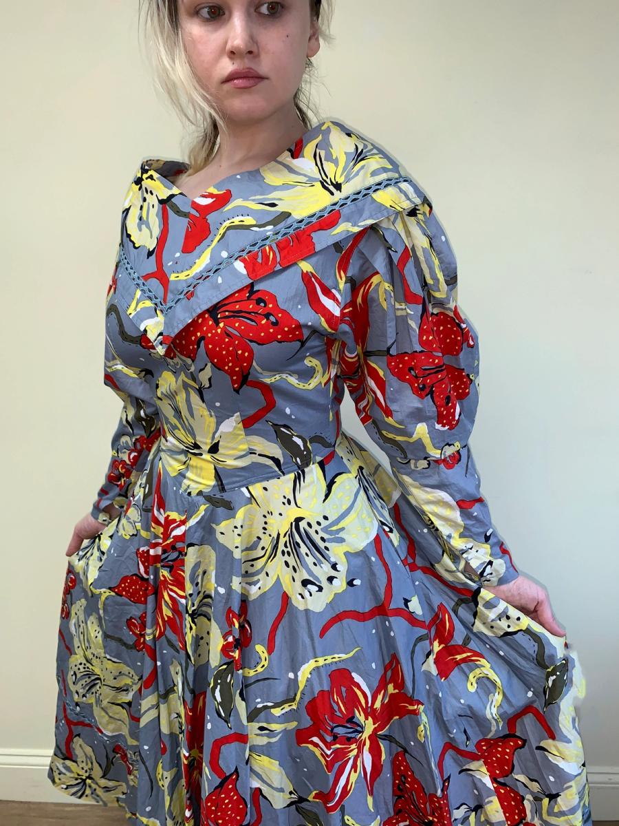 Takezo Tiger Lily Print Mutton Sleeve Dress  product image