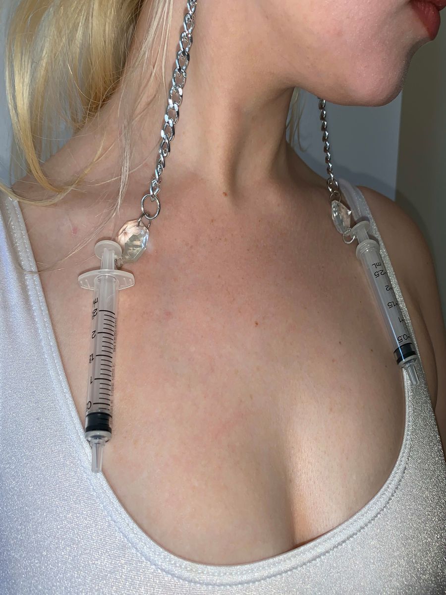 Obscure Desire of Bourgeoisie Runway Syringe Earrings product image