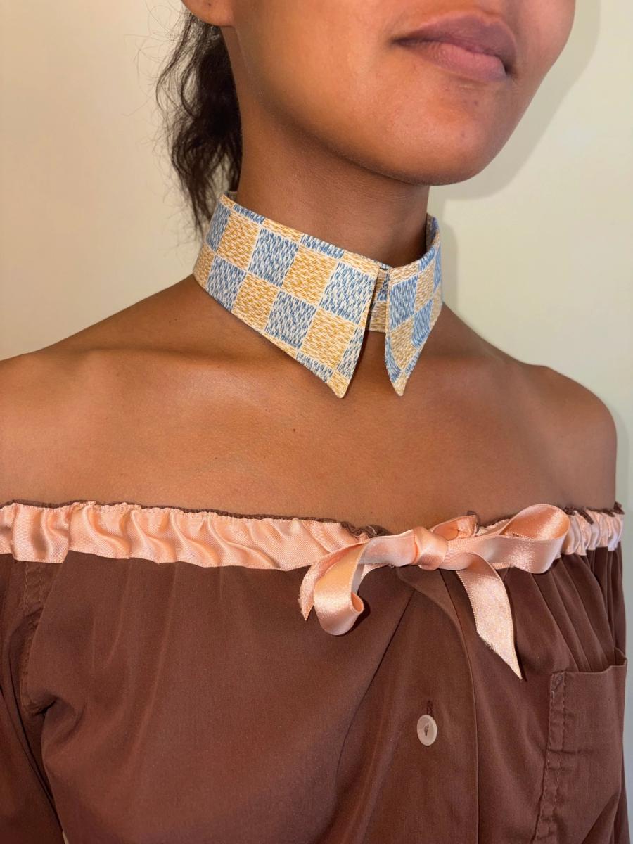 1890-1900 Detachable Patterned Collar Pair  product image