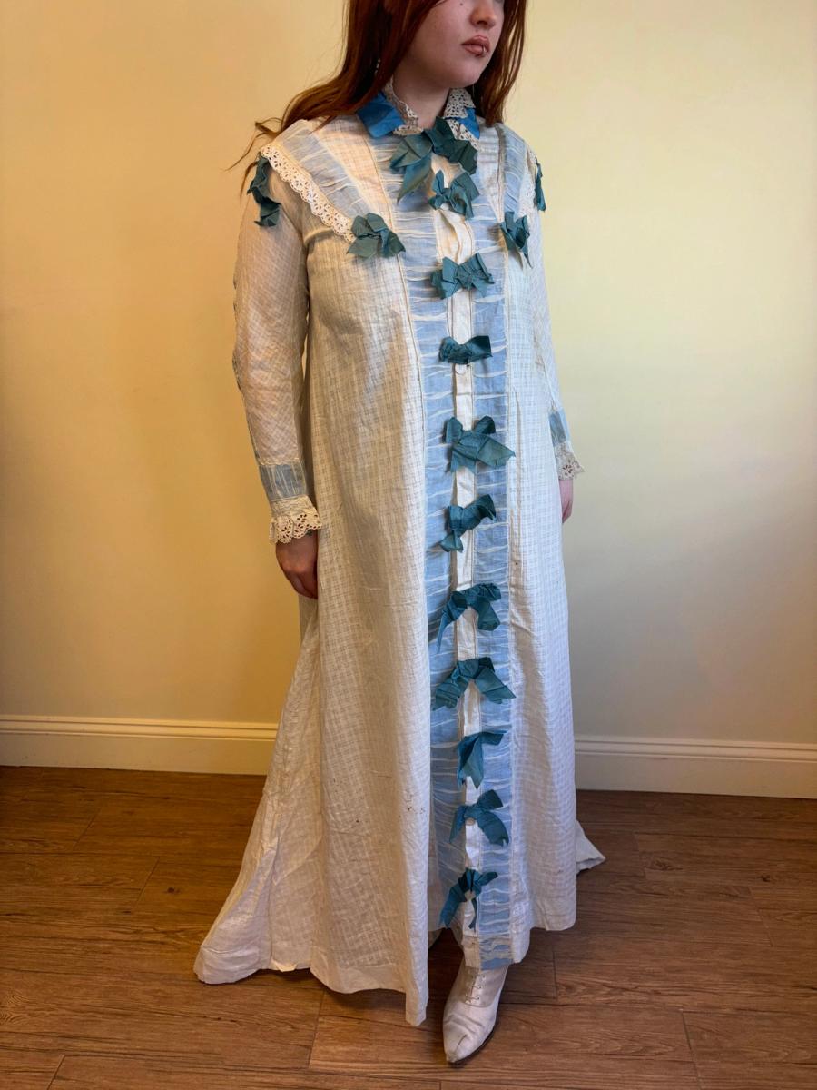 Victorian Dressing Gown with Blue Ribbons product image