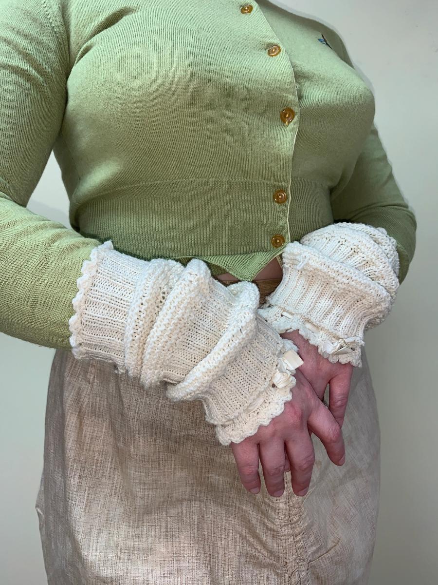 Victorian Knit Arm Warmers product image