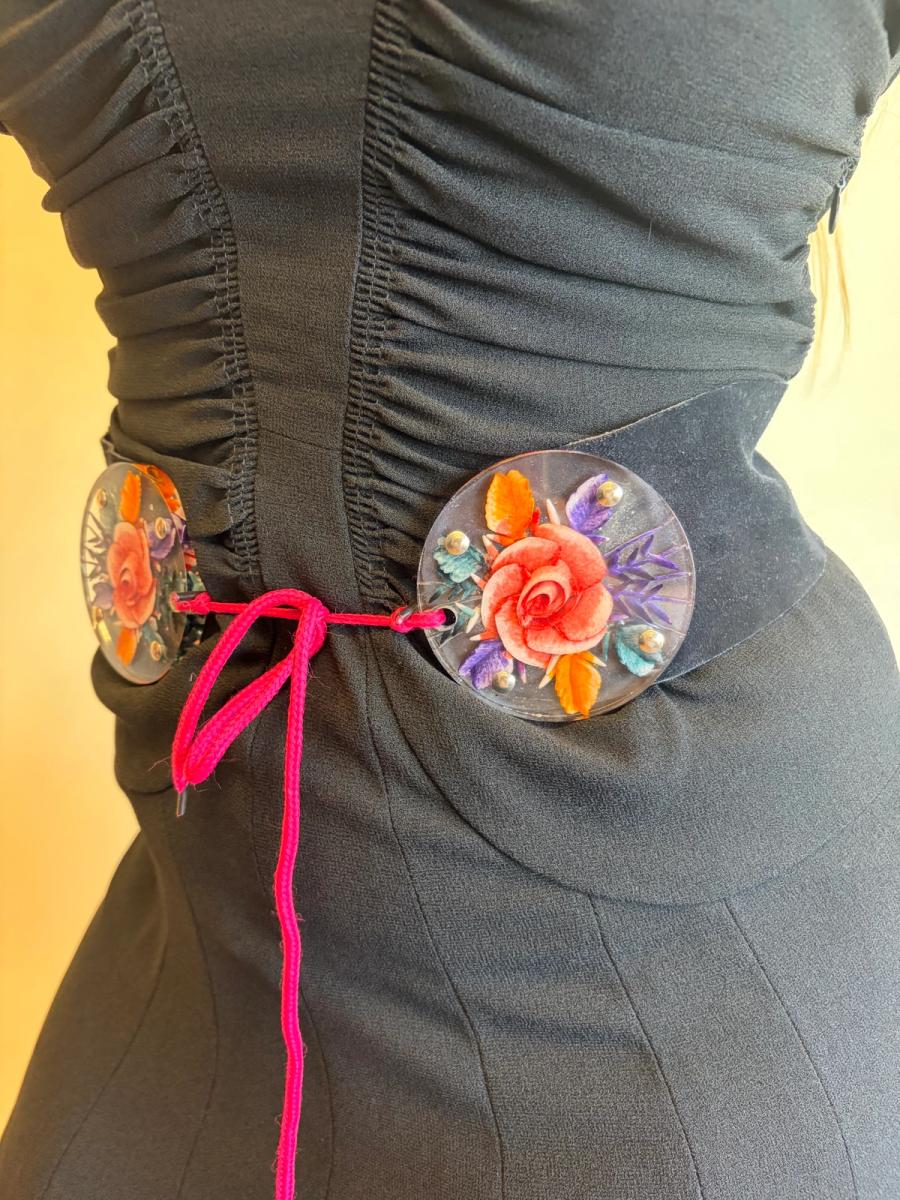 80s Reverse Carved Lucite Flower Belt product image