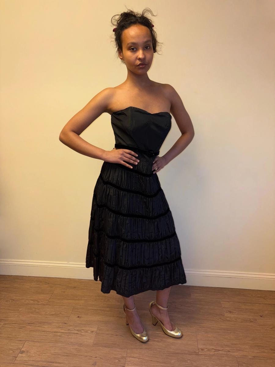 1950s Rembrandt Tiered Dress  product image