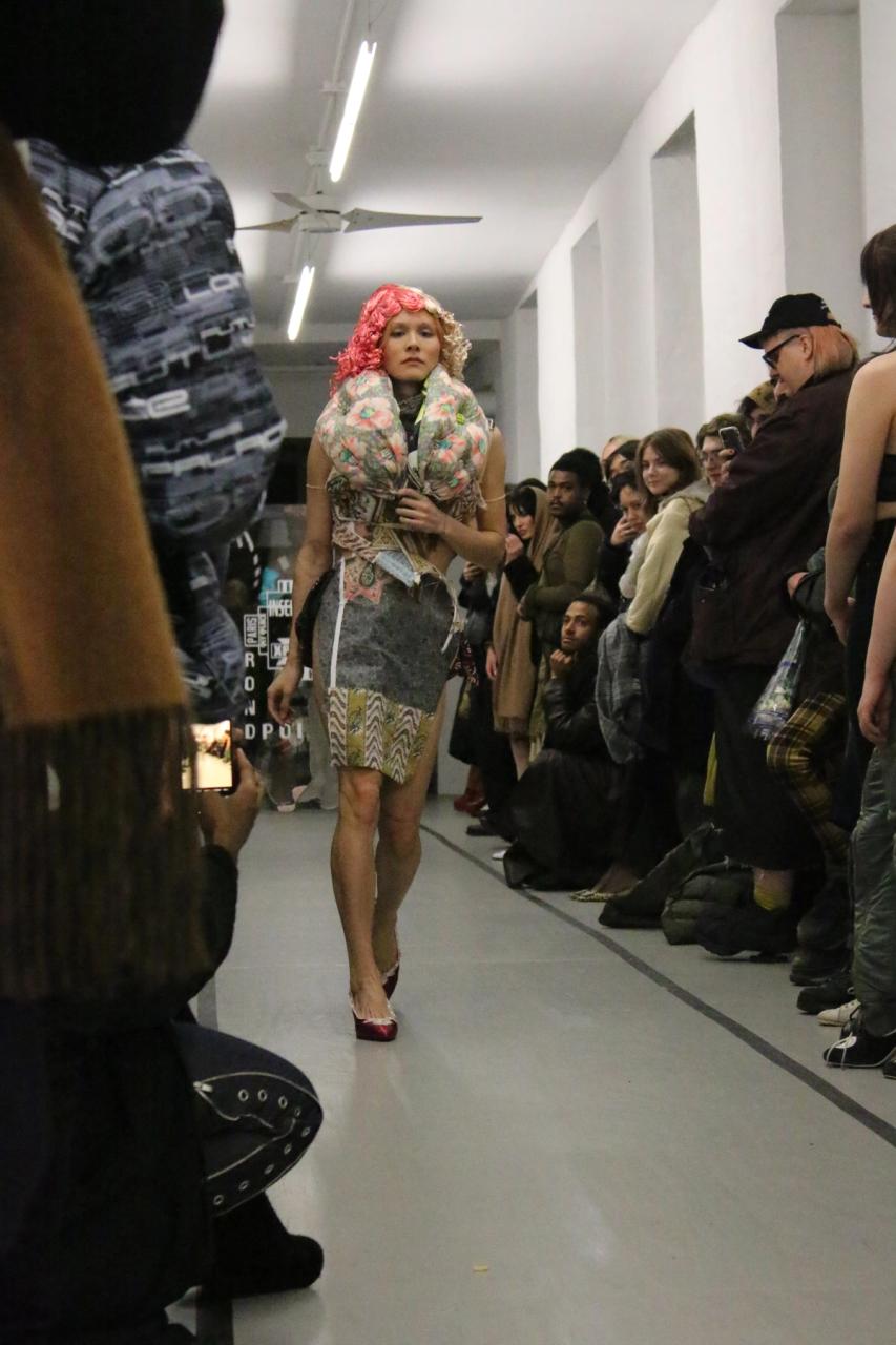 Collection 006 - SEZX look