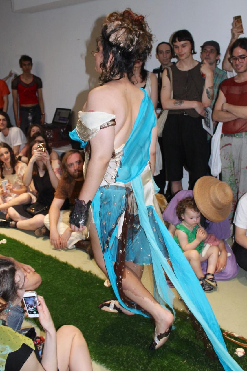 Collection 004 - Mew+ look