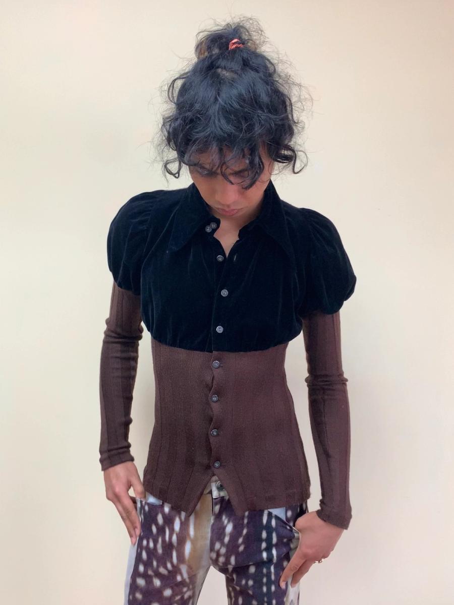 90s Condire 20471120 Velvet Dramatic Shoulder Top product image