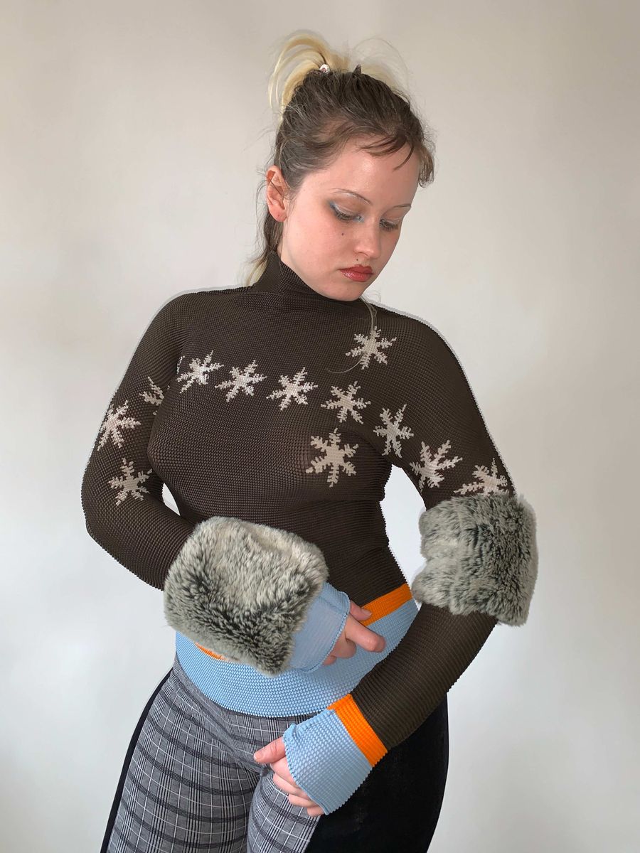 Issey Miyake Faux Fur Arm Warmers product image