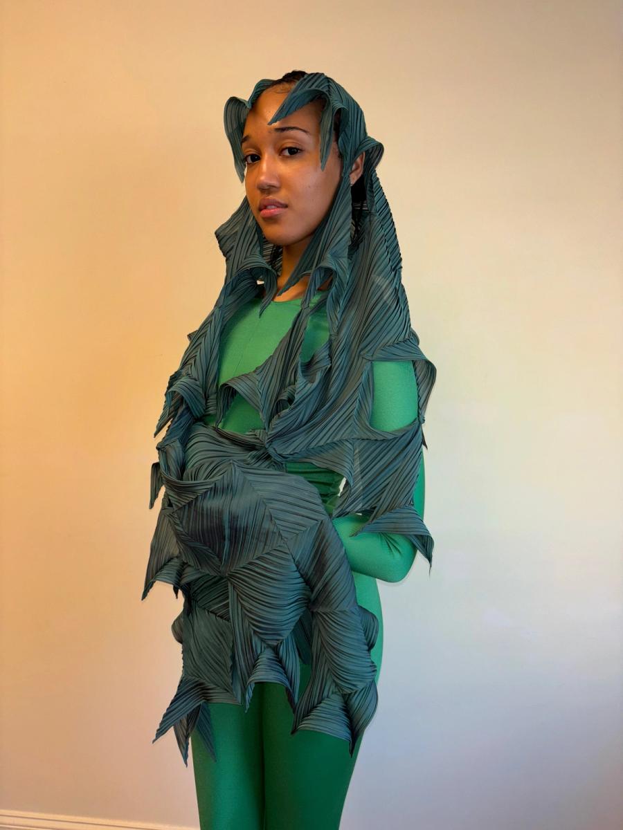 Issey Miyake Pleated Green Spiky Scarf